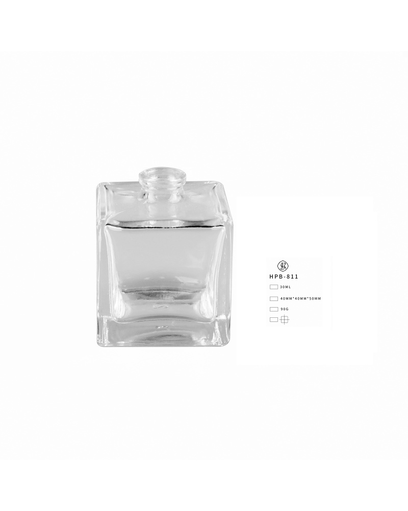 Whole sale 2022 high quality cubic bottles packaging glass perfume bottles 30ml