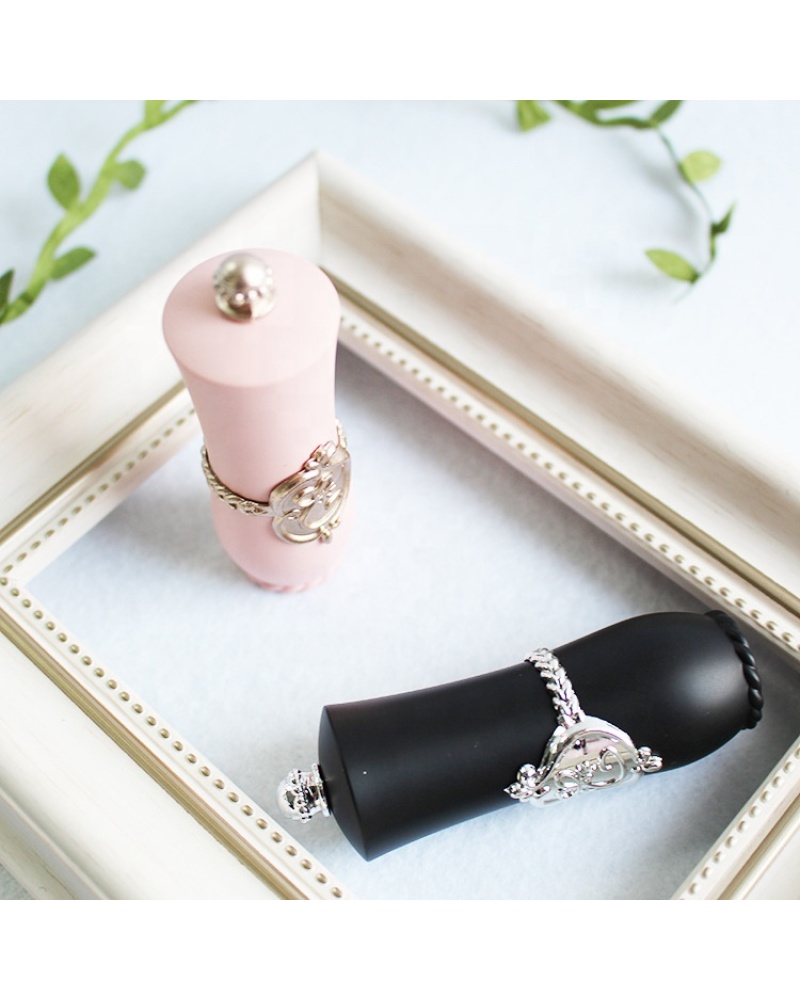 Elegent Black Pink Exquisite Empty Lipstick Tube Packaging Custom Lipstick Plastic Lip Balm Container