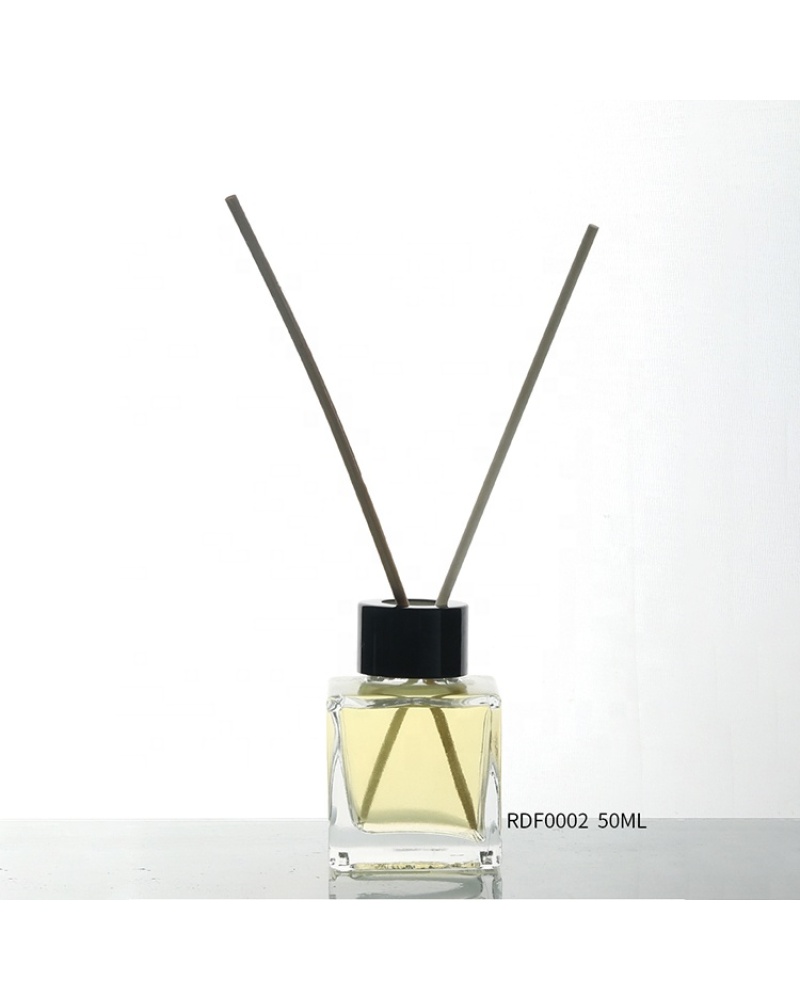 Home Office Fragrance 50ml Clear Round Luxury Glass Bottles Reed Diffuser