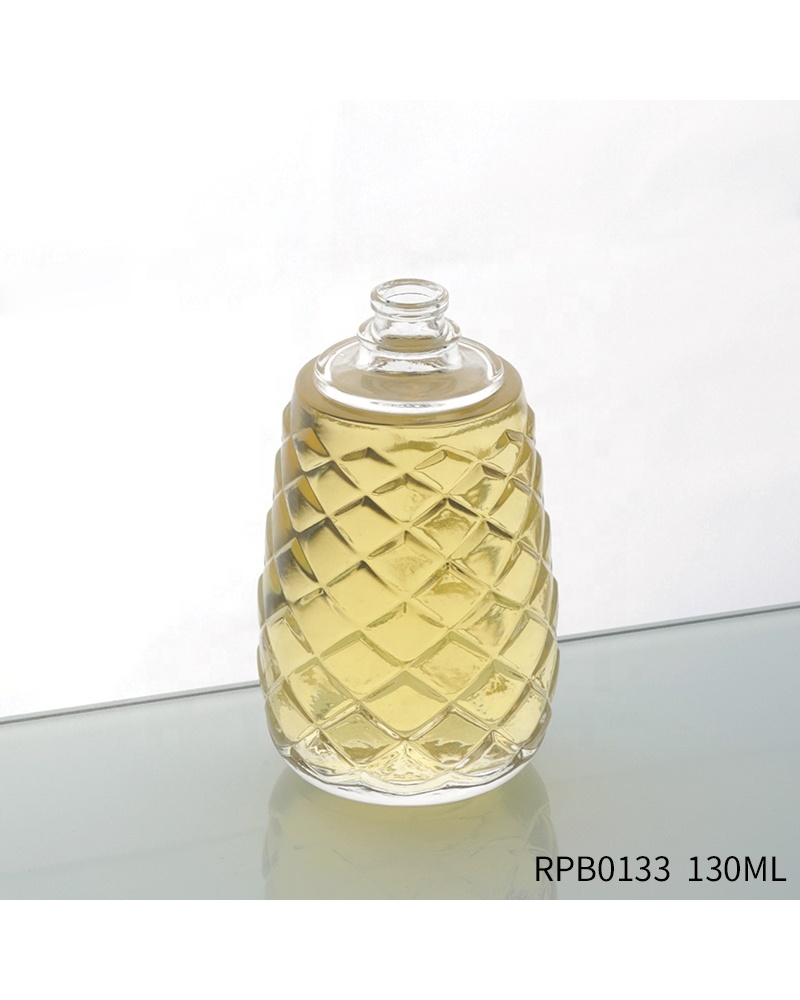 China Factory Design Pineapple Shape Glass 130ml Empty Perfume Bottles for Sale
