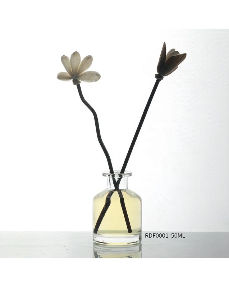 Wholesale Perfume Bottle Luxury Empty Reed 50ml Glass Bottle for Diffuser