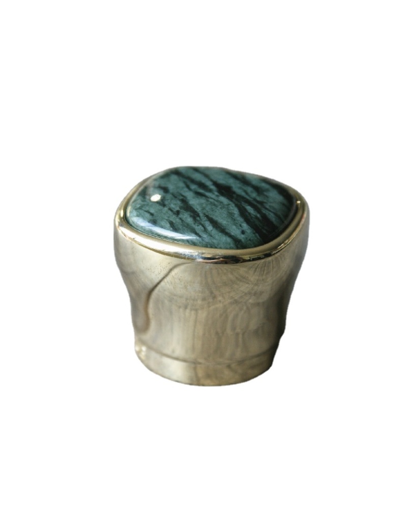 Perfume bottle zamac cap similar square cap with a emerald at the top