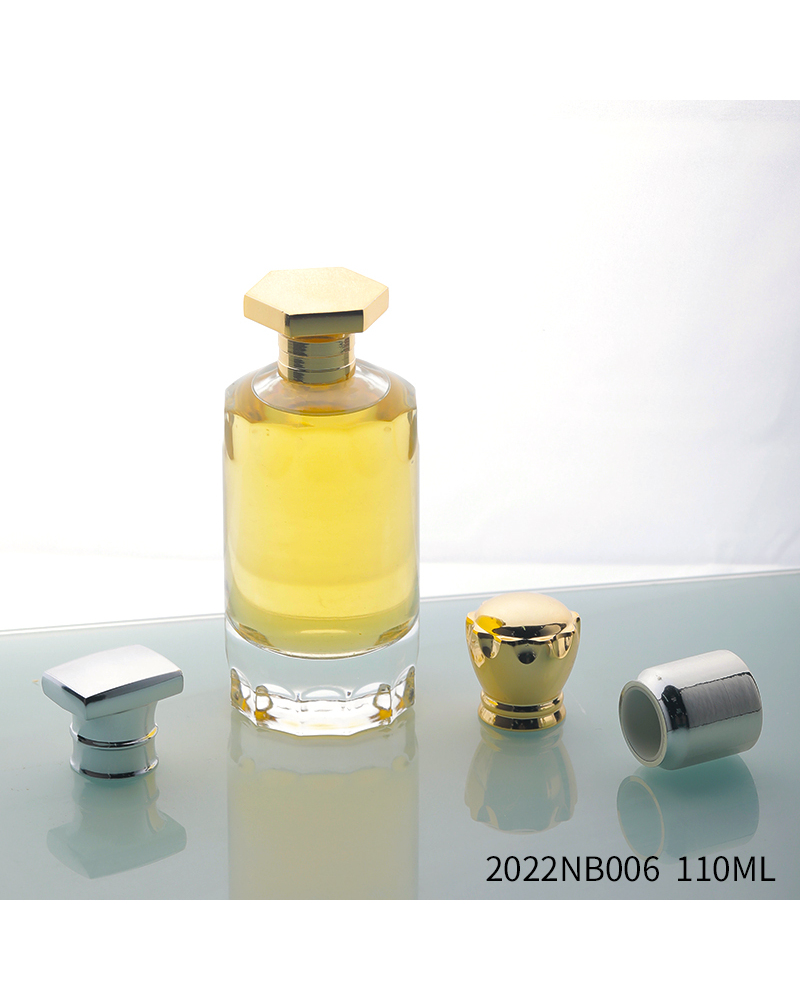 110ml Cosmetic Spray Glass Bottle Glass High Quality Empty Black Perfume Bottle Wooden Cap