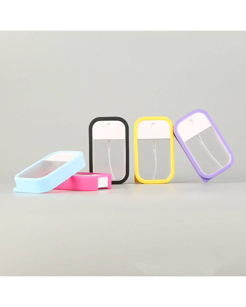 Pocket Size Flat Perfume Keychain Bottle Empty Small Body Cosmetic Press Credit Card Mist Spray Bottle