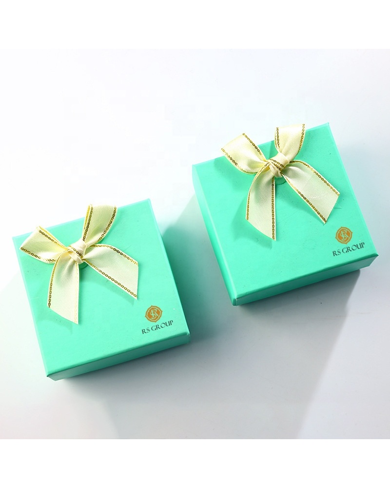 Custom Luxury Green Color Boxes Cosmetics Gift Paper Packaging Box