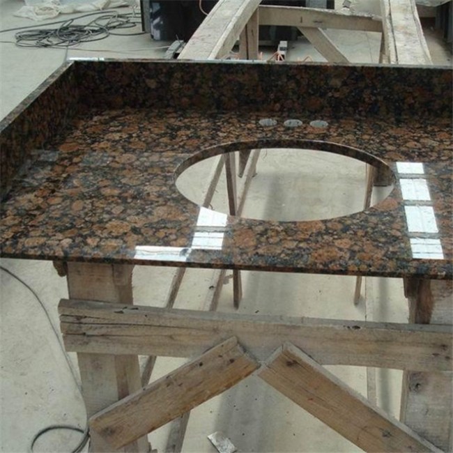 Atasan meja rias granit coklat Baltik