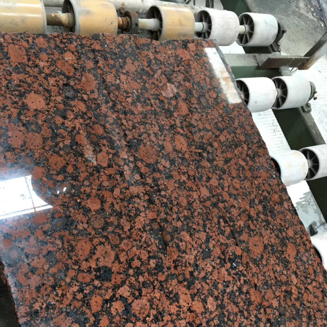 granit merah baltik