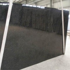 Schwarze Granitplatten aus Angola