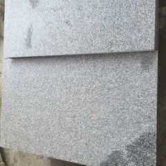 Wandverkleidung aus feinkörnigem Granit G603