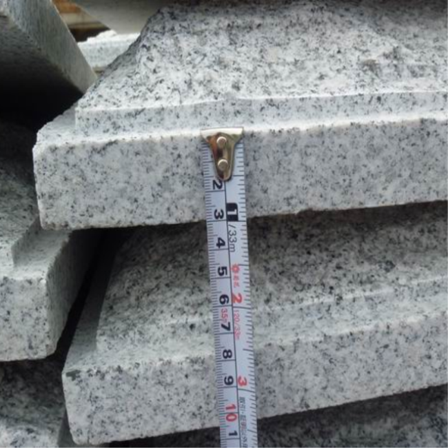 Façade en granit naturel Split G603 en pierre champignon