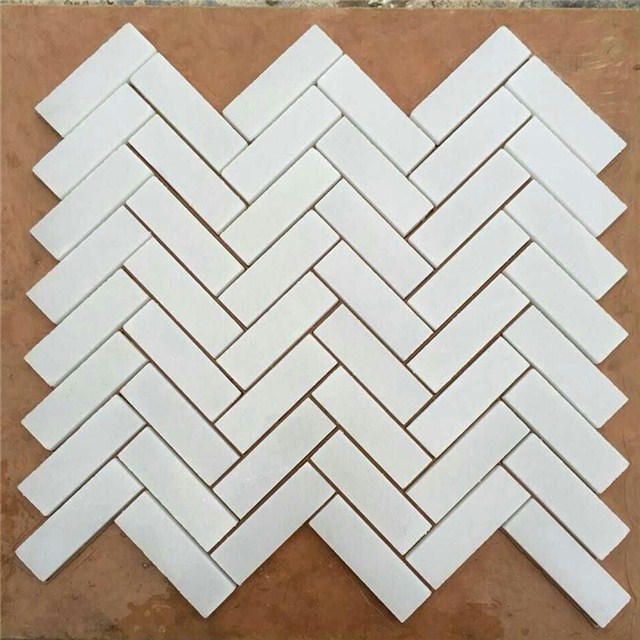 mosaik marmer putih