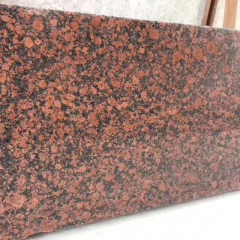Dalles de scie à ruban en granit rouge de la Baltique