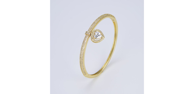 About 18k Gold Plated Brass Jewelry