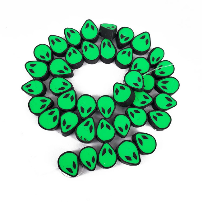 Colorful Clay Jewelry Beads Rainbow Polymer Clay Smiley Heart Skull Flower Animal Jewelry Spacer Coin Beads for Kids Jewelry