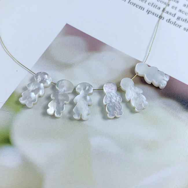 SP4199 Dainty Fashion Jewelry Supplies  White Mother of Pearl Shell Boy and Girl charms Pendants