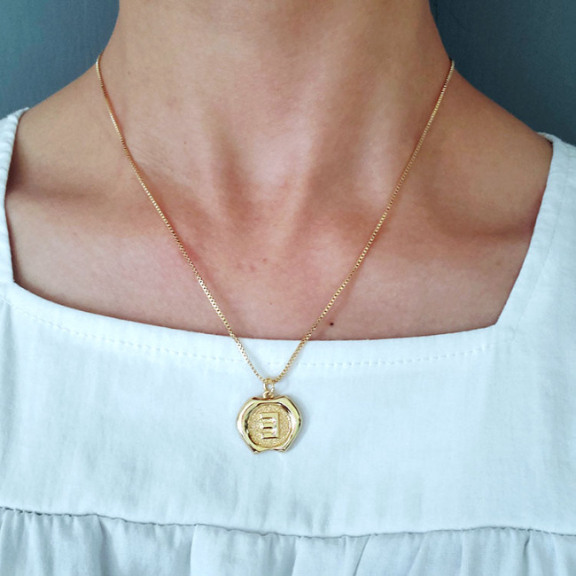 NM1077 18K Gold Plated Apple Shape 26 Alphabet Letter Charm Pendant Necklaces A-Z Initial jewelry for Women