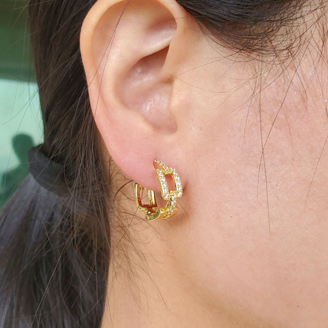 EC1688 Dainty Small 18K Gold plated Crystal CZ Micro Pave Cuban Curb Chain Hoops Earrings for Ladies
