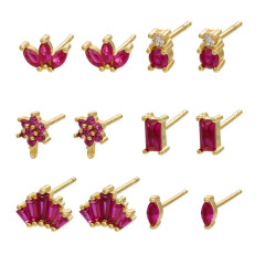 EC1775 Tiny Mini 18k Gold Plated Baguette CZ Diamond Bear Stud Earrings - Dainty Minimalist Cubic Zirconia Earrings