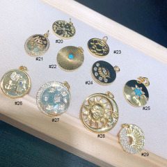 CZ8305 Mini Gold Rainbow Cubic Zirconia CZ Micro Pave Star Charm Pendants for Necklace Jewelry Making
