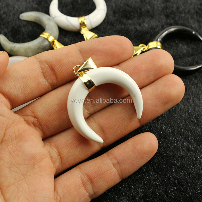 JF7086 Hot sale stone crescent pendant,moon pendants with gold bail