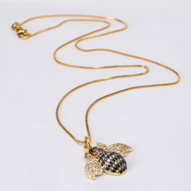 NZ1071 Chic Dainty Cute CZ Micro Pave Bee Charm Pendant Necklace