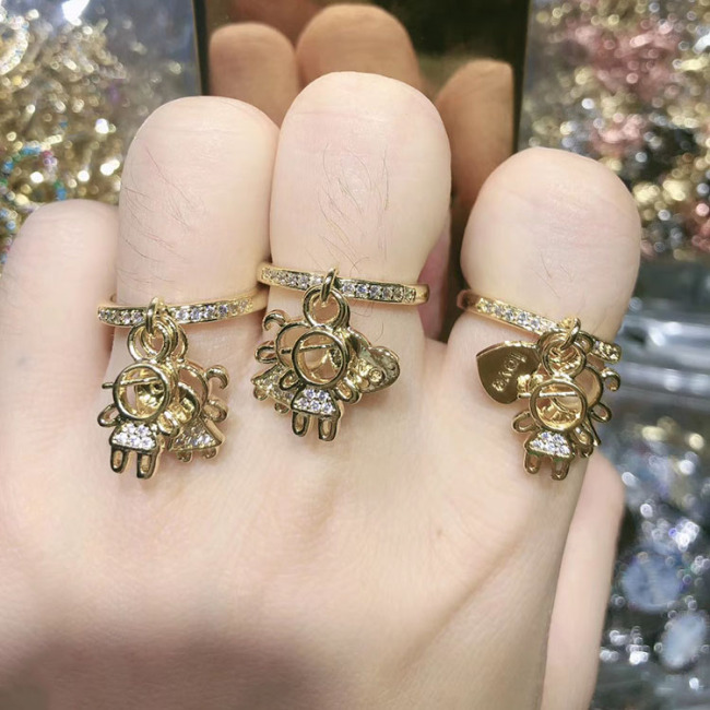RM1118 Chic Dainty Bling Crystal Cubic Zirconia CZ Micro Pave Rings Women Rings CZ paved 18k Gold Plated Rings for Ladies