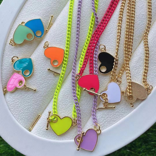 NM1214 Fashion Enamel Multicolor Heart Toggle Clasp Necklace with Enamel Rainbow Chain