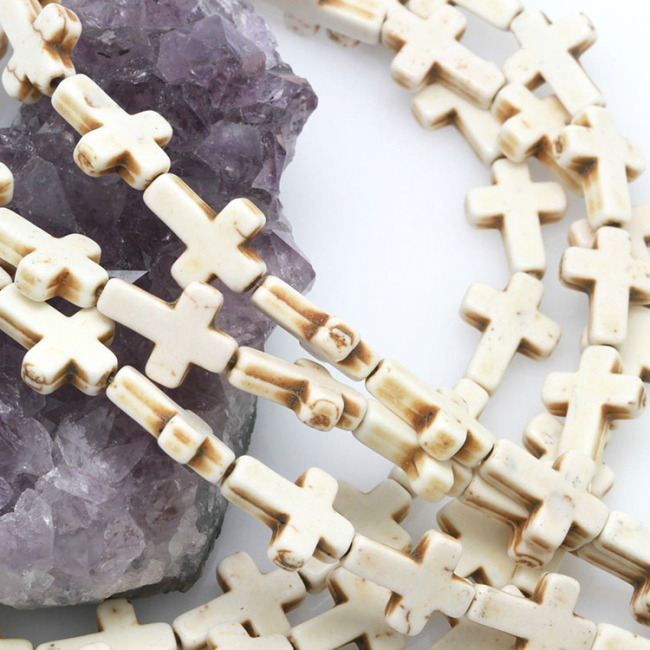 TB0159 Mixed Color Howlite Turquoise Cross Beads
