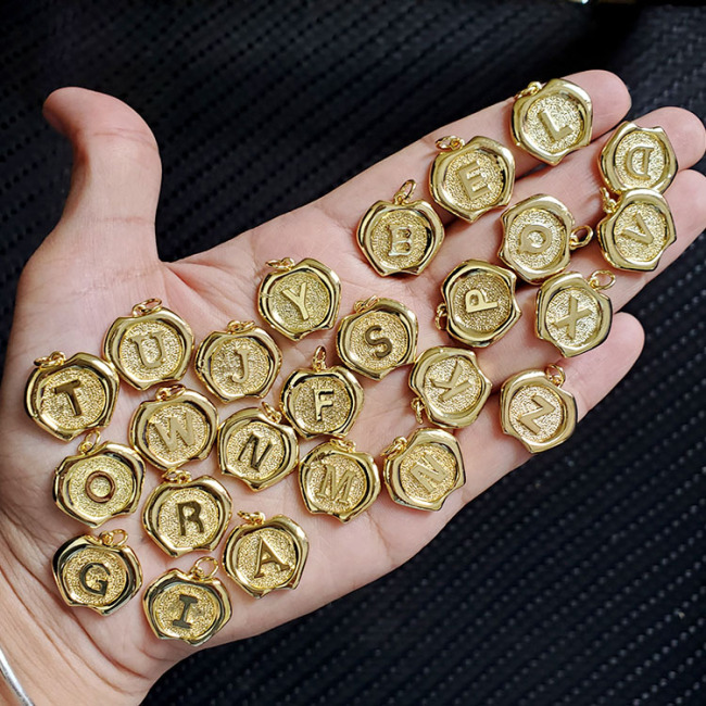 JS1543 Popular High Quality 18k Gold Plated Apple Shaped Alphabet Initial letter charms pendants