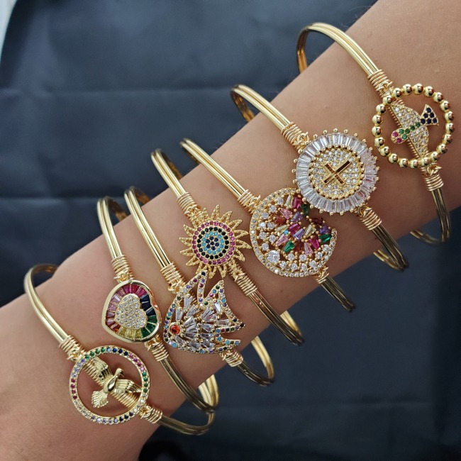 BA1034 18k Gold Plated Diamond  Star Moon Heart Bracelet For Women