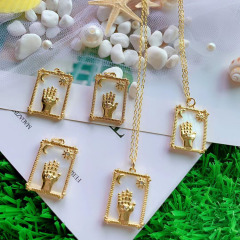 NZ1275 Gold Plated CZ Pave Shell Tarot Card Necklace,Star strength Sun Moon Symbolic Necklace Tarot Card Jewelry Mystic Jewelry