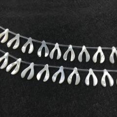 SP4198 Fashion Initial Jewelry Supplies  White Mother of Pearl Shell Wishbone Wish Bone Lucky Charm