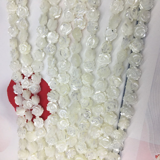 SP4208 Double Face White MOP shell mother of pearl carved rose flower beads