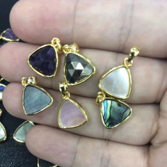 JF7280 2019 Dainty Small Faceted Natural Gem stone Triangle Pendants,Gold Bezel Semiprecious Stone Trillion Pendants