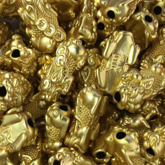 JS1457 High Quality Chinese Matte Gold Plated 3D Pixiu Pi Yao Beads for Lucky Bracelets Charm