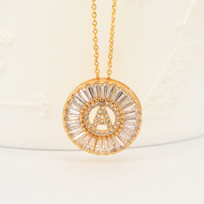 NZ1006 Skin Friendly Brass White Cubic Zirconia Diamond 26 Alphabet Initial Letter Charm Pendant Necklaces for Women
