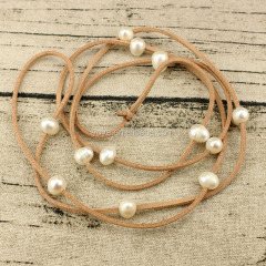 NE2382 Fashion Natural Freshwater Pearl Beaded Suede Cord Necklace