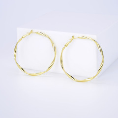 18k Gold Plated Brass Big circle chunky Hoop Simple Earrings for Women 18k Gold Plated Brass Big circle chunky Hoop Simple Earrings for Women
