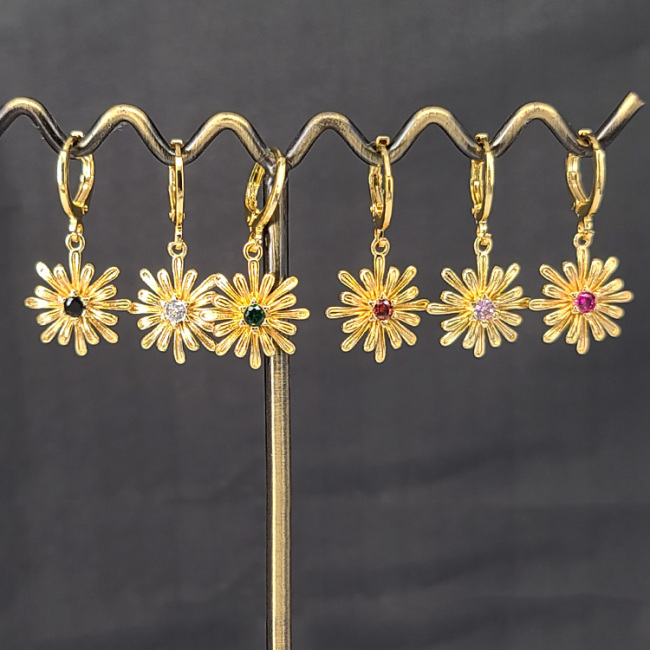 EC1810 Fashion Dainty 18K Gold Multicolor Women Zircon CZ Snowflake Huggies Holiday Earring For Ladies