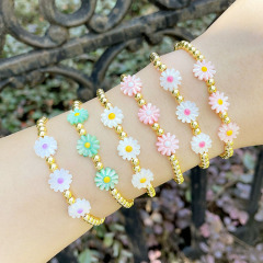BM1055 Chic Tiny Gold Beaded White Shell Daisy Flower Elastic Bracelets for Ladies
