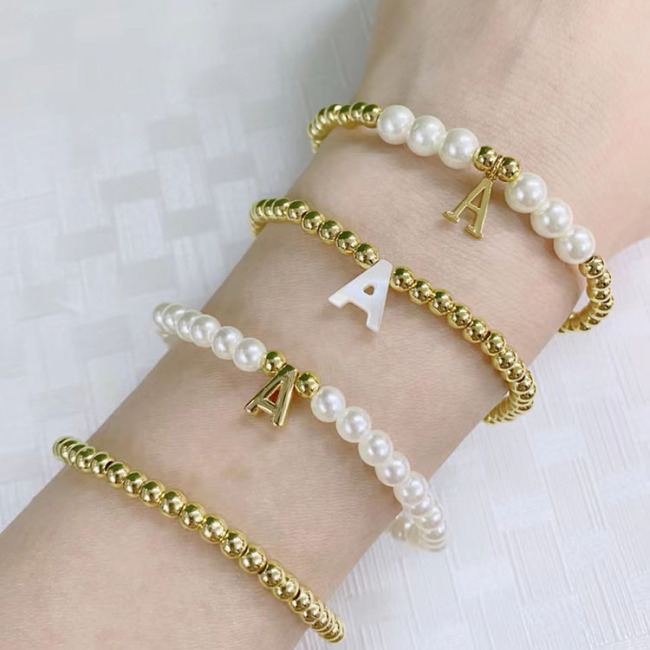 BE2022 2021 design tiny 18k gold accent bead shell pearl beaded alphabet initial letter charm bracelet