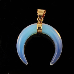 JF7086 Hot sale stone crescent pendant,moon pendants with gold bail