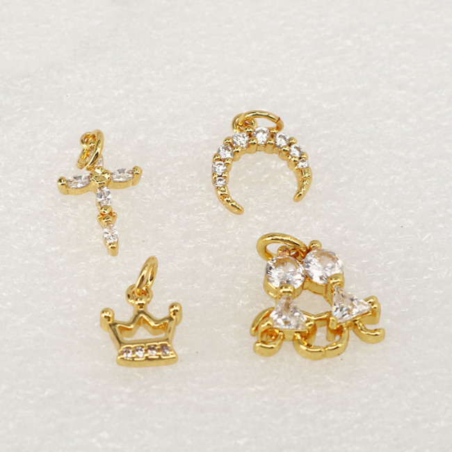 CZ7908 Dainty Mini Minimal Cubic Zirconia Diamond CZ Micro Pave Crescent Heart Bracelet Charms