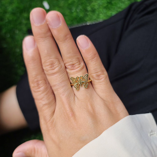 RM1348 Dainty Minimilast New Gold  CZ Paved Multi Colored Colorful Filigree Butterfly Rings for Ladies Women 2021