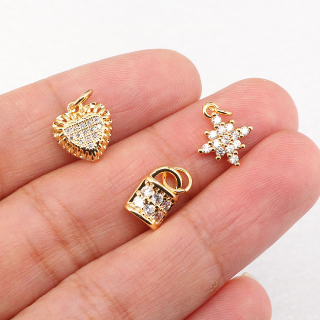 CZ7908 Dainty Mini Minimal Cubic Zirconia Diamond CZ Micro Pave Crescent Heart Bracelet Charms