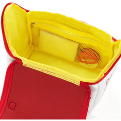 Japanese magazine appendix 2020 new Snoopy house shape portable storage bag large capacity wash and make-up bag