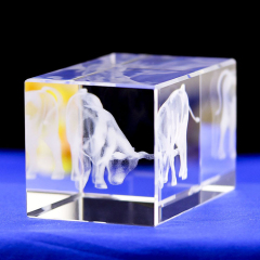 Hermosa característica de alta calidad 3D láser cristal grabado carruaje artesanías de cristal