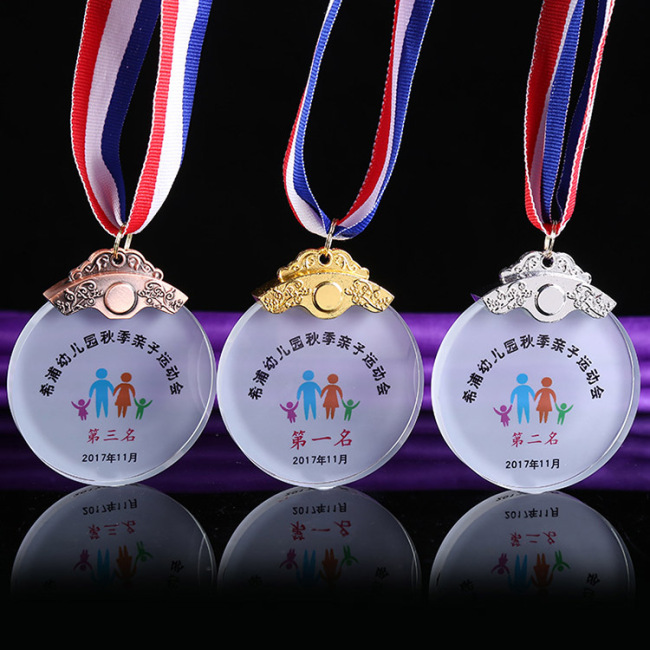Custom printing 3D round shape crystal medal apply to parent-child game