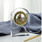 Reloj de mesa de cristal con forma de puerta K9 de alta calidad, reloj de cristal de mesa de decoración del hogar con logotipo personalizado