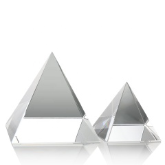 Pirámide de cristal multicolor Pisapapeles Pirámide de cristal de grabado láser 3D personalizado para regalos de empresa